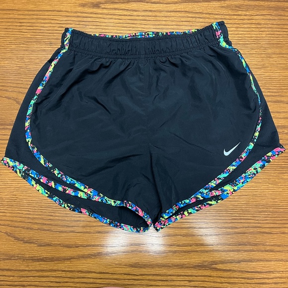 Nike Running Shorts - Picture 1 of 5